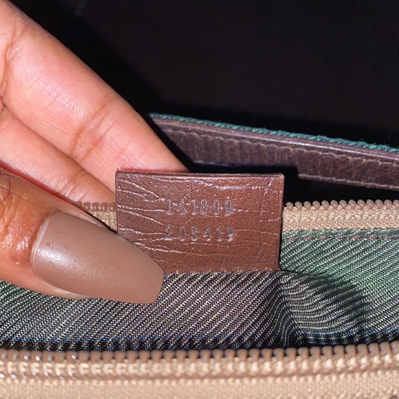 Vintage Gucci Pochette - Picture 5 of 5